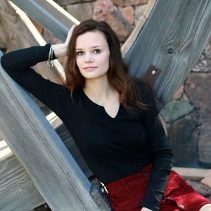 Meet your Posher, Kenzie